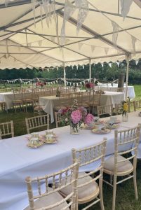 bedecked-table-marquee